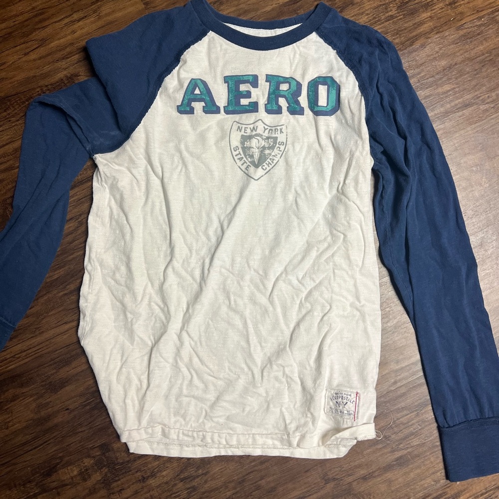 Men’s long sleeve Aeropostale shirt
